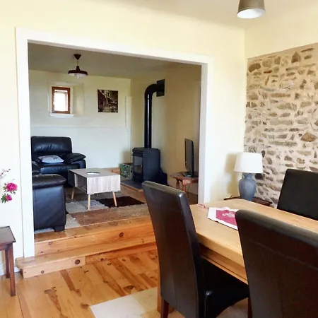 別荘 Maison Charmante A Mercoeur Avec Jardin Et Parking Mercoeur (Haute-Loire)