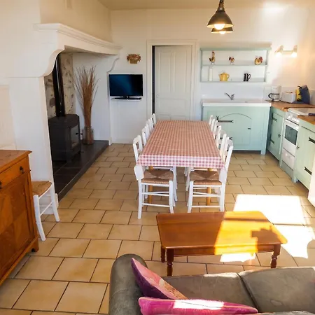 別荘 Maison Charmante A Mercoeur Avec Jardin Et Parking *