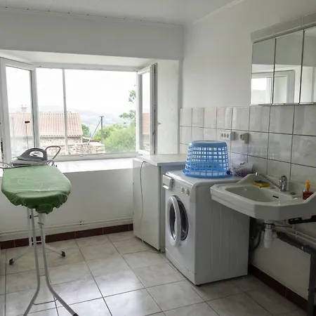 別荘 Maison Charmante A Mercoeur Avec Jardin Et Parking